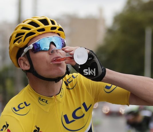 Why has Chris Froome been disqualified?